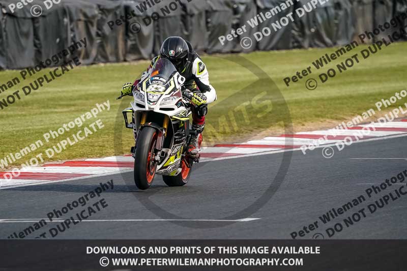 donington no limits trackday;donington park photographs;donington trackday photographs;no limits trackdays;peter wileman photography;trackday digital images;trackday photos